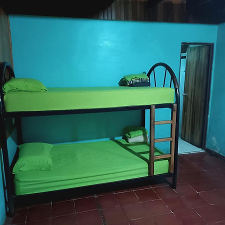 Hostel Monteverde Backpackers ภายนอก รูปภาพ