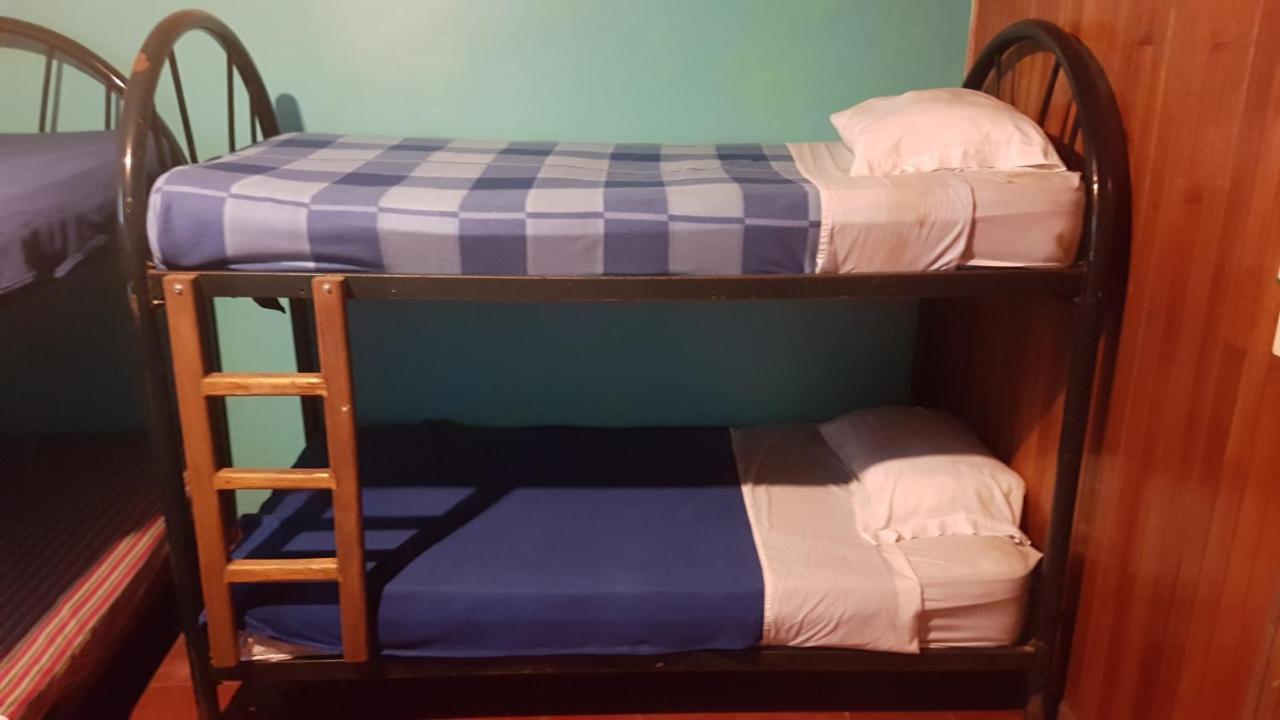 Hostel Monteverde Backpackers ภายนอก รูปภาพ