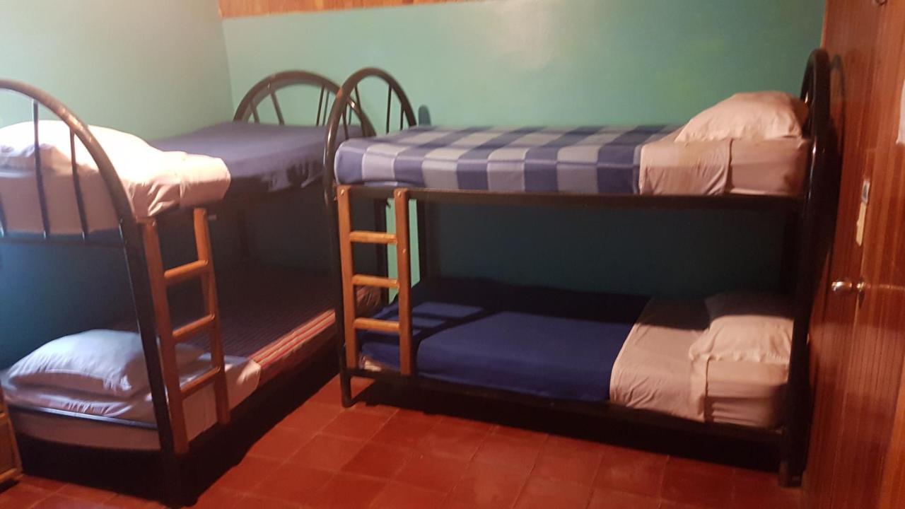 Hostel Monteverde Backpackers ภายนอก รูปภาพ