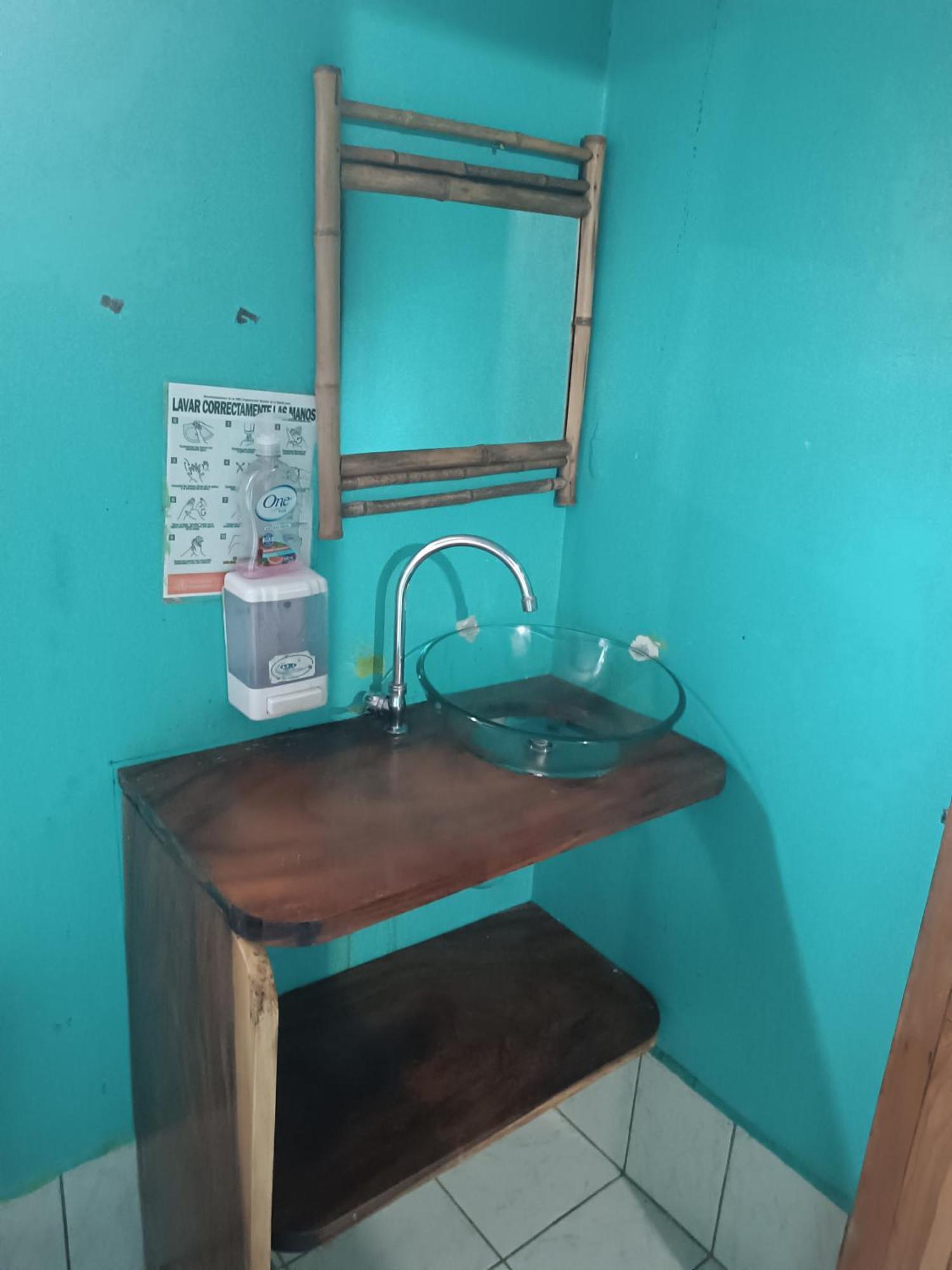 Hostel Monteverde Backpackers ภายนอก รูปภาพ