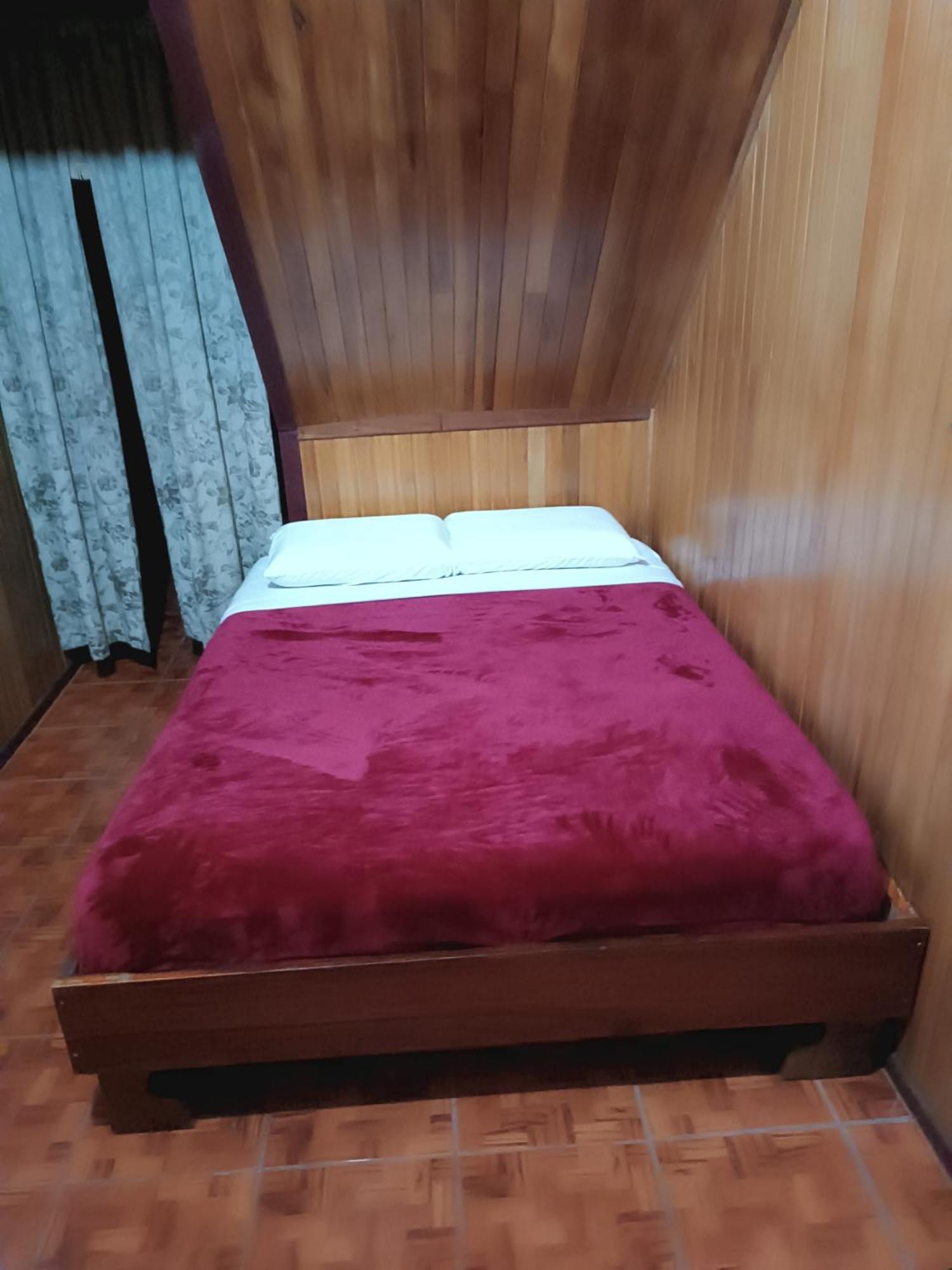 Hostel Monteverde Backpackers ภายนอก รูปภาพ